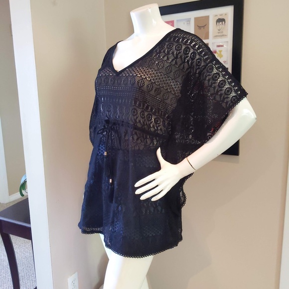 Women's Black Lace Coverup - Picture 2 of 6